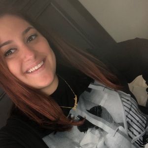 Meet your Posher, Jacqueline